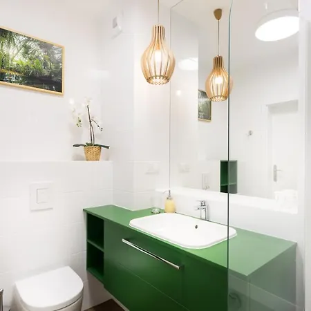 Apartment H2 Apartment- Gasiorowskich 4 - Parking Podziemny - Self Check In 24h - Mtp Targi - Pkp - Sklep Netto W Budynku *