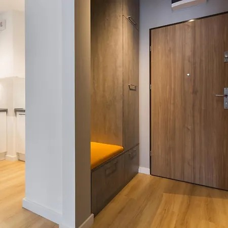 Apartment H2 Apartment- Gasiorowskich 4 - Parking Podziemny - Self Check In 24h - Mtp Targi - Pkp - Sklep Netto W Budynku