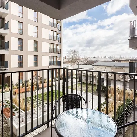 H2 Apartment- Gasiorowskich 4 - Parking Podziemny - Self Check In 24h - Mtp Targi - Pkp - Sklep Netto W Budynku Apartment