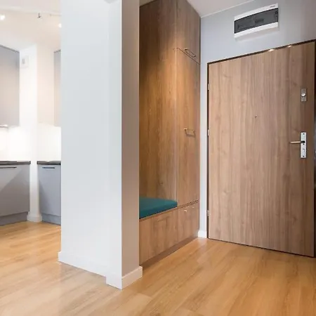 H2 Apartment- Gasiorowskich 4 - Parking Podziemny - Self Check In 24h - Mtp Targi - Pkp - Sklep Netto W Budynku Apartment *